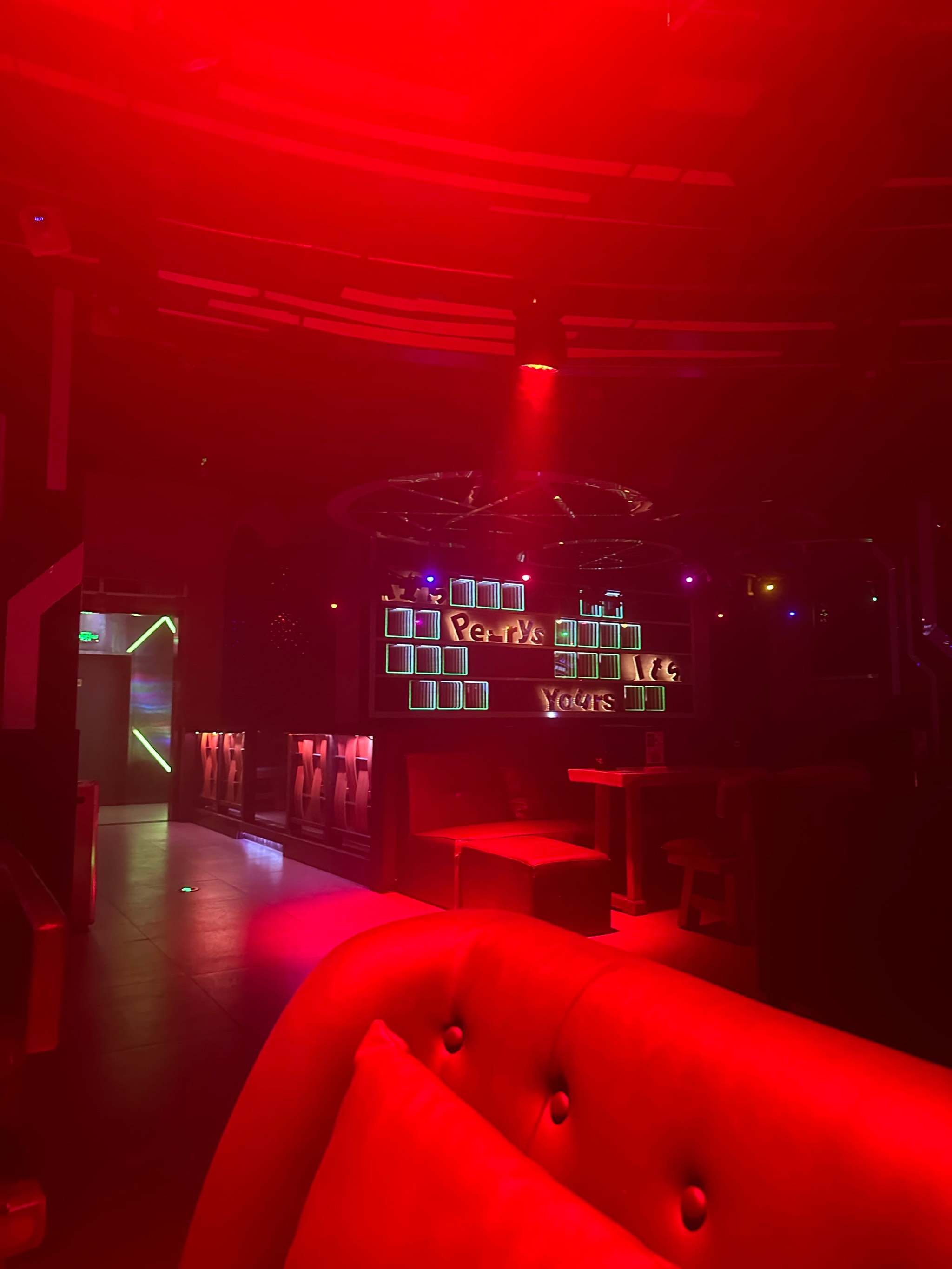 石家庄ktv预订及商务ktv中低端区别-赞皇县ktv预订